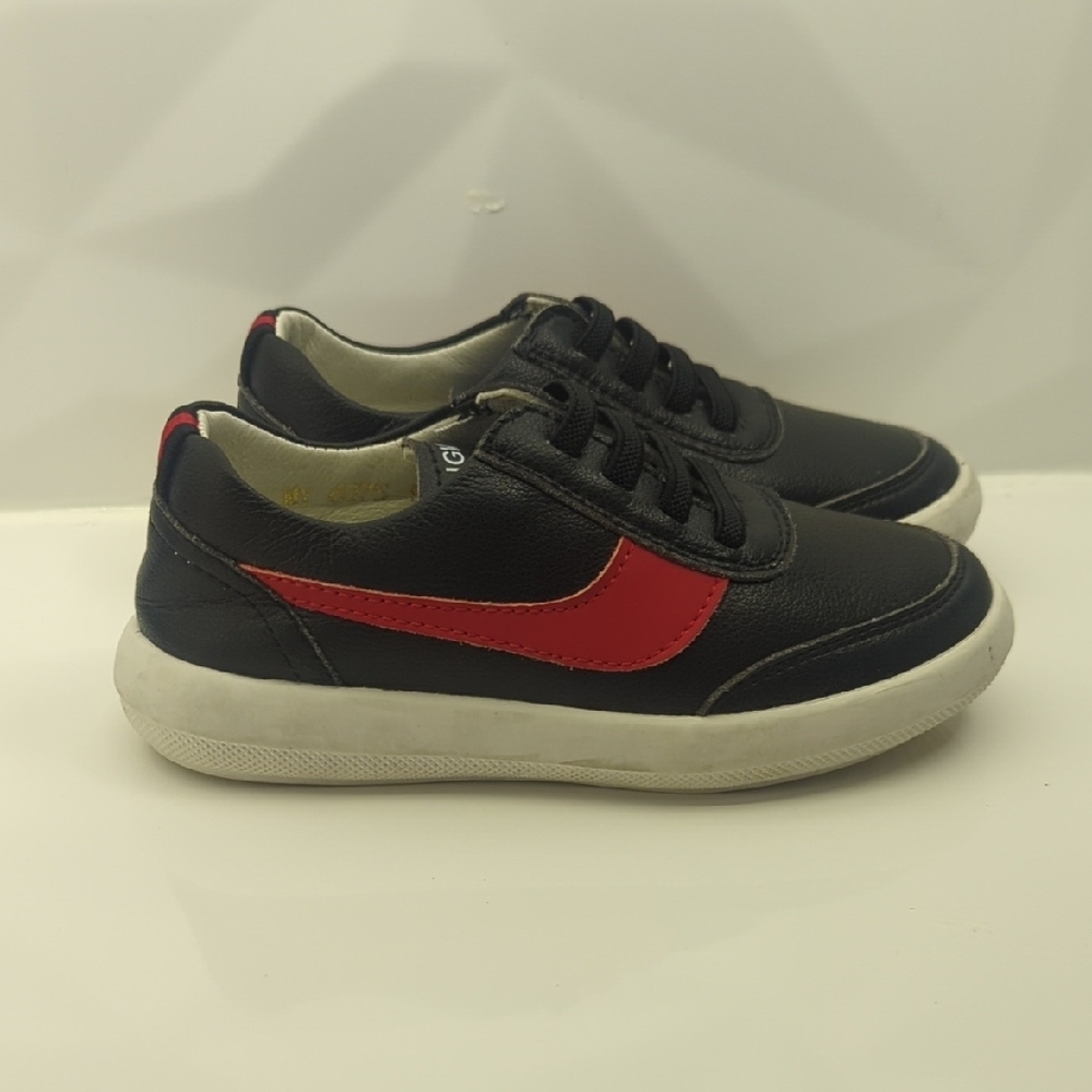 Little Boys Stylish Black & Red Toddler Kids Shoes - Size 9.5 New